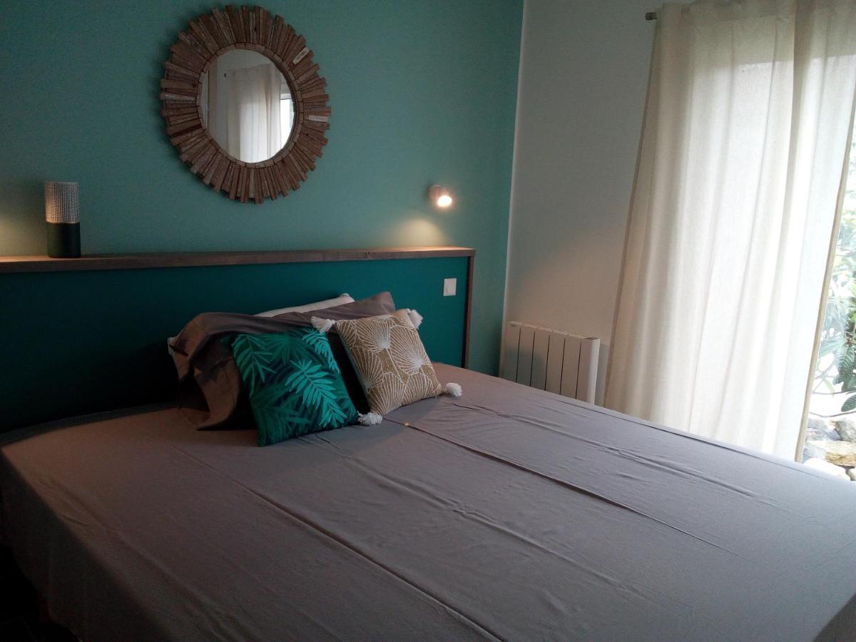 Les Palmiers - Vacation Home Saint-Xandre المظهر الخارجي الصورة