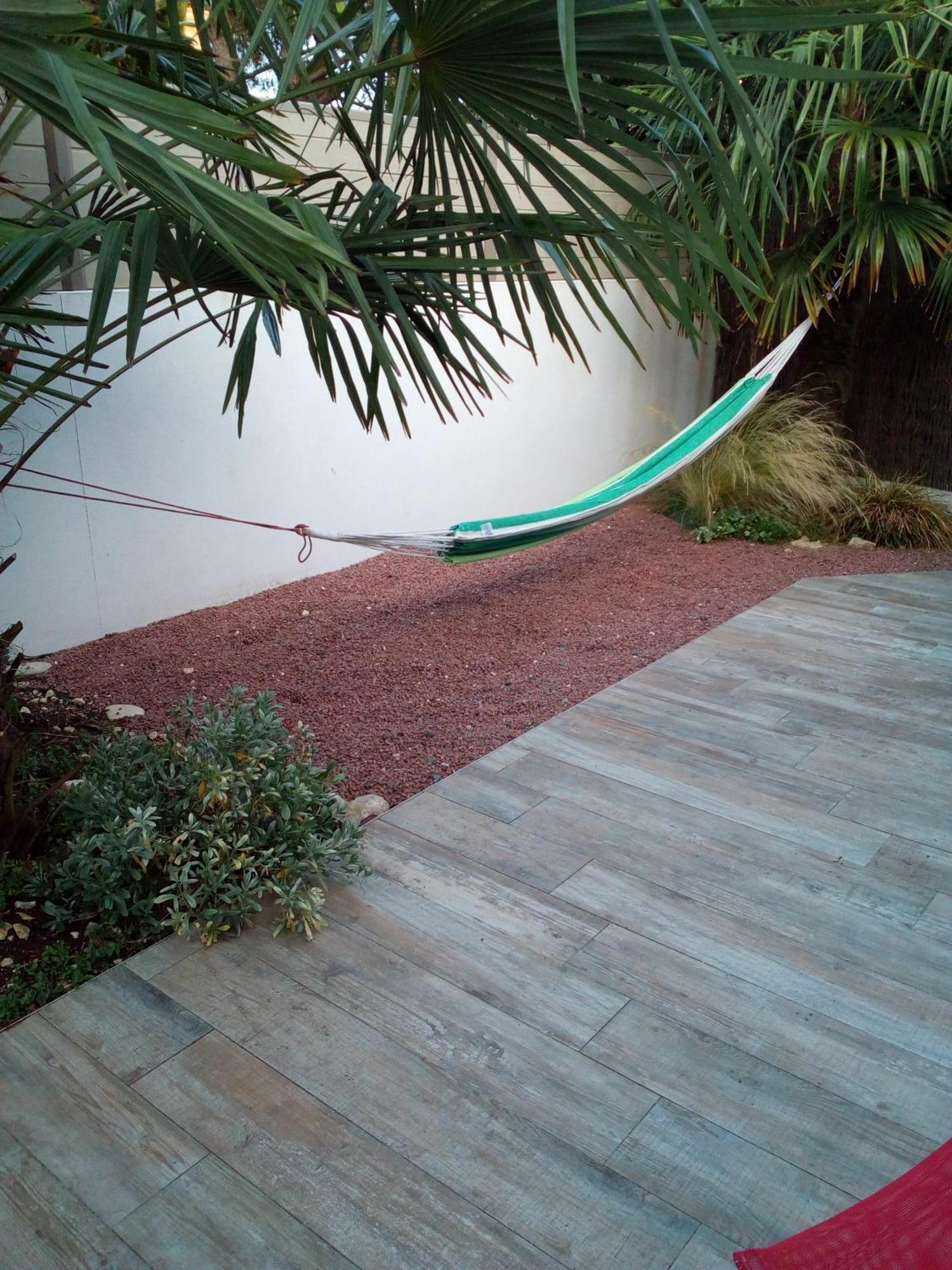 Les Palmiers - Vacation Home Saint-Xandre المظهر الخارجي الصورة